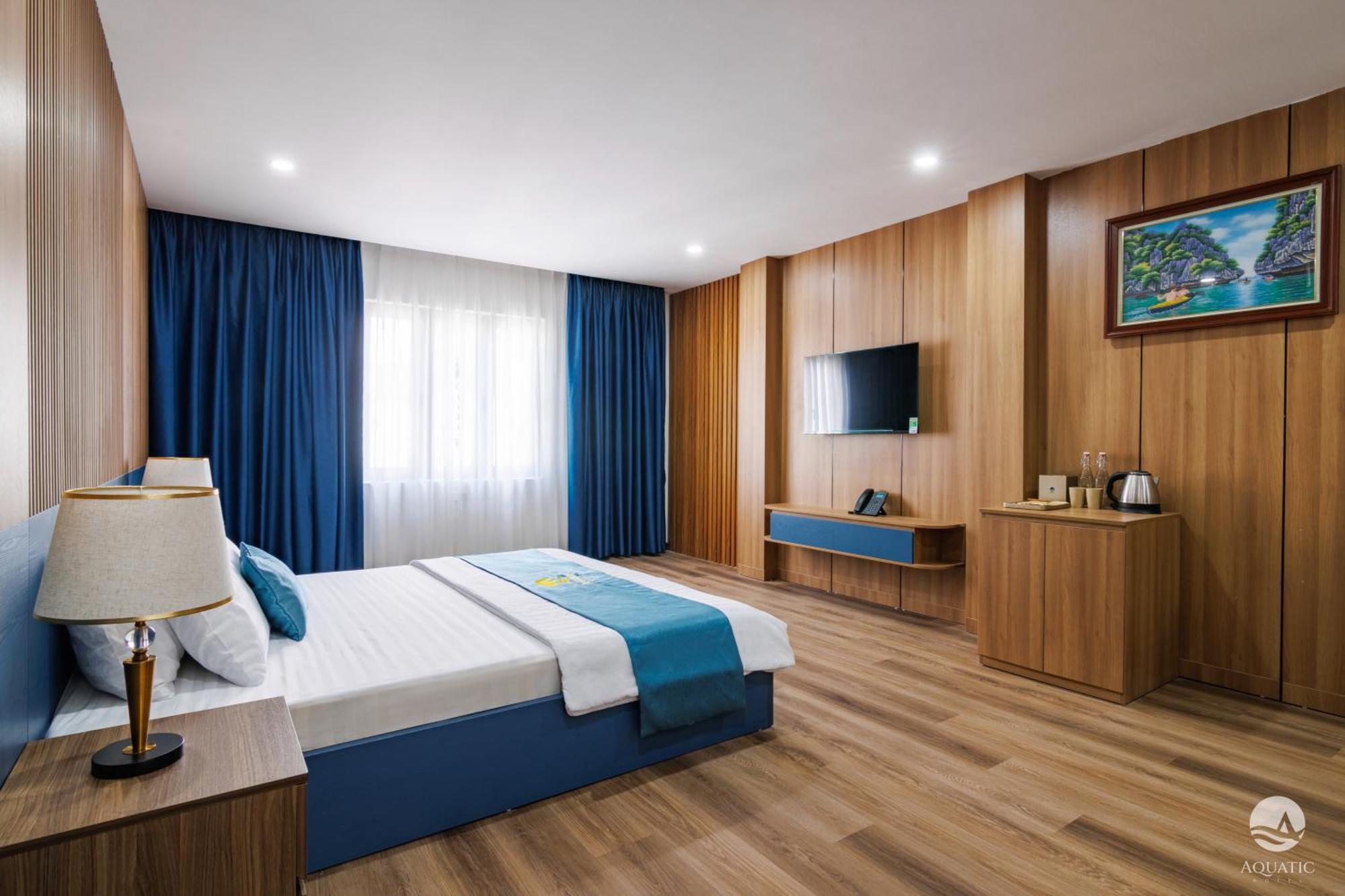 Aquatic Hotel Cat Ba Cat Ba Island Buitenkant foto
