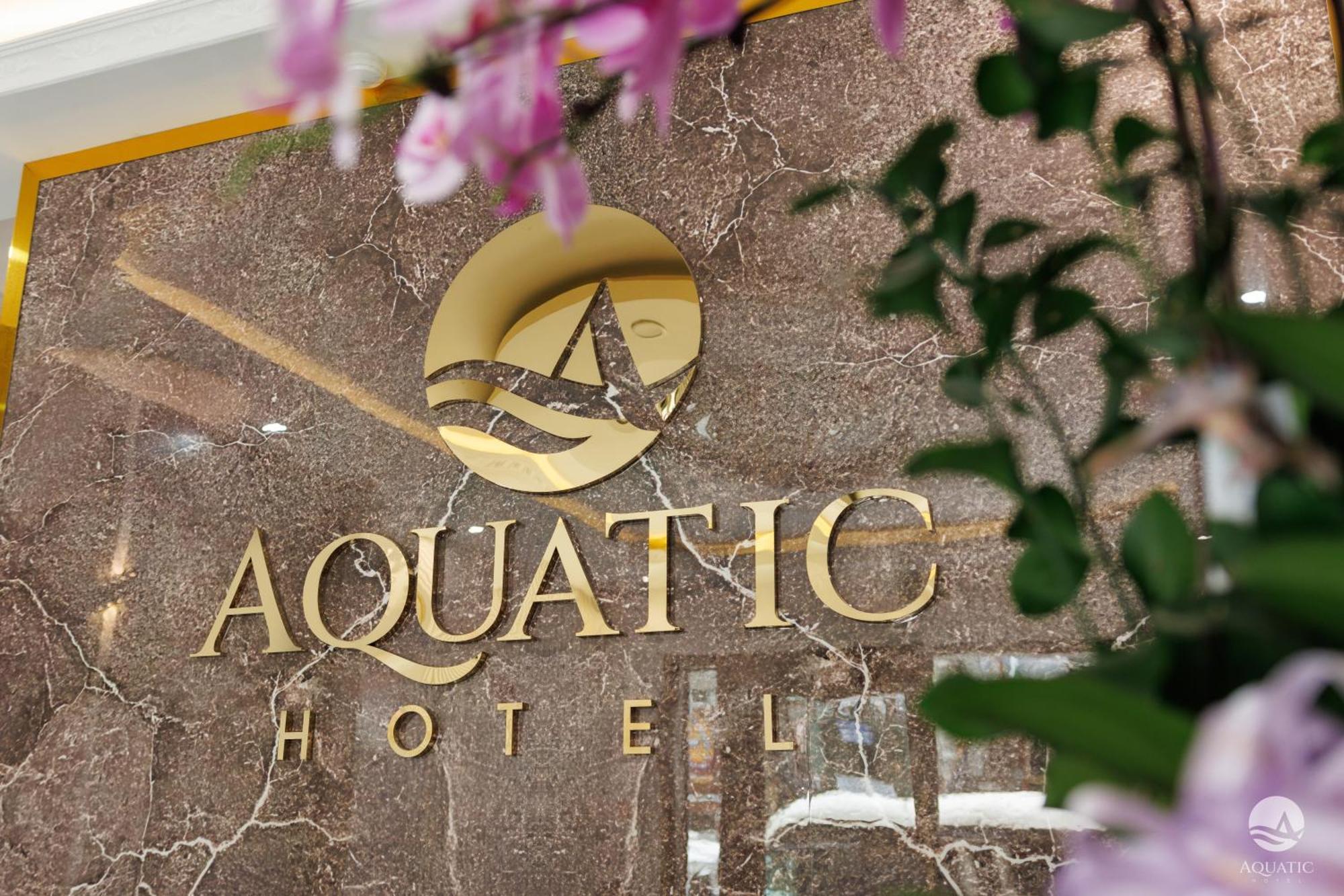 Aquatic Hotel Cat Ba Cat Ba Island Buitenkant foto